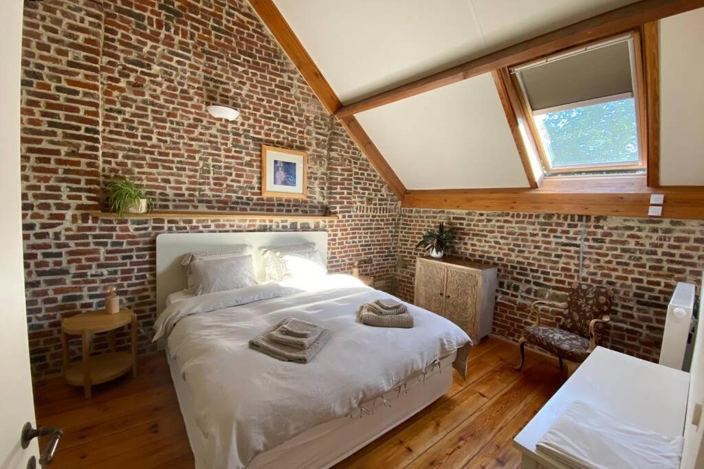 Charmant Appartement Dans Une Ancienne Ferme Nivelles Ngoại thất bức ảnh